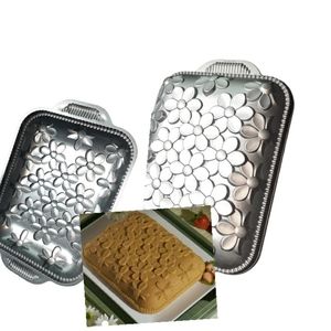 NORDIC WARE DAISY CAKE PAN